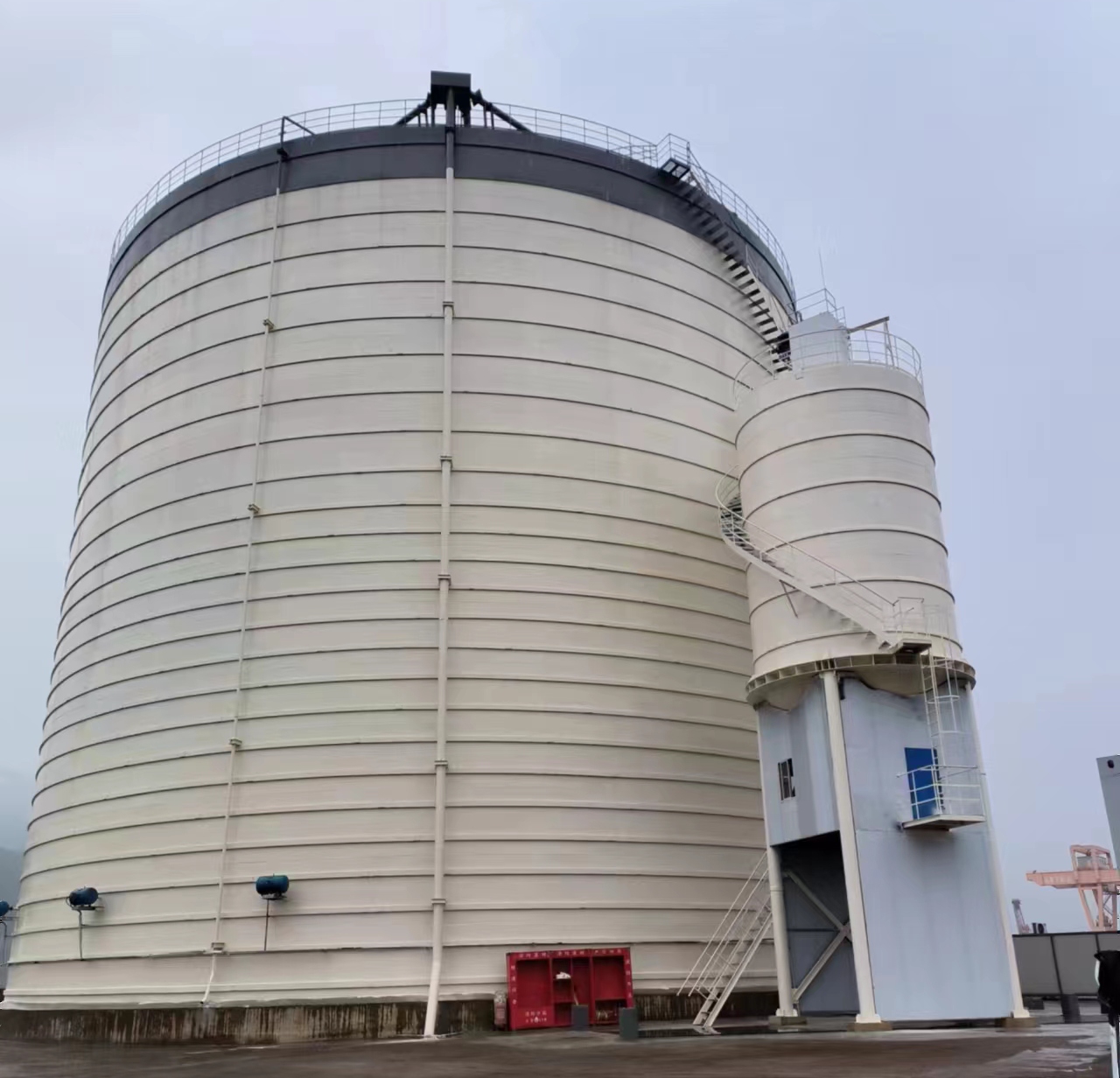 龙江10万吨水泥钢板库